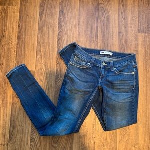 Levi’s 524 Skinny Jeans